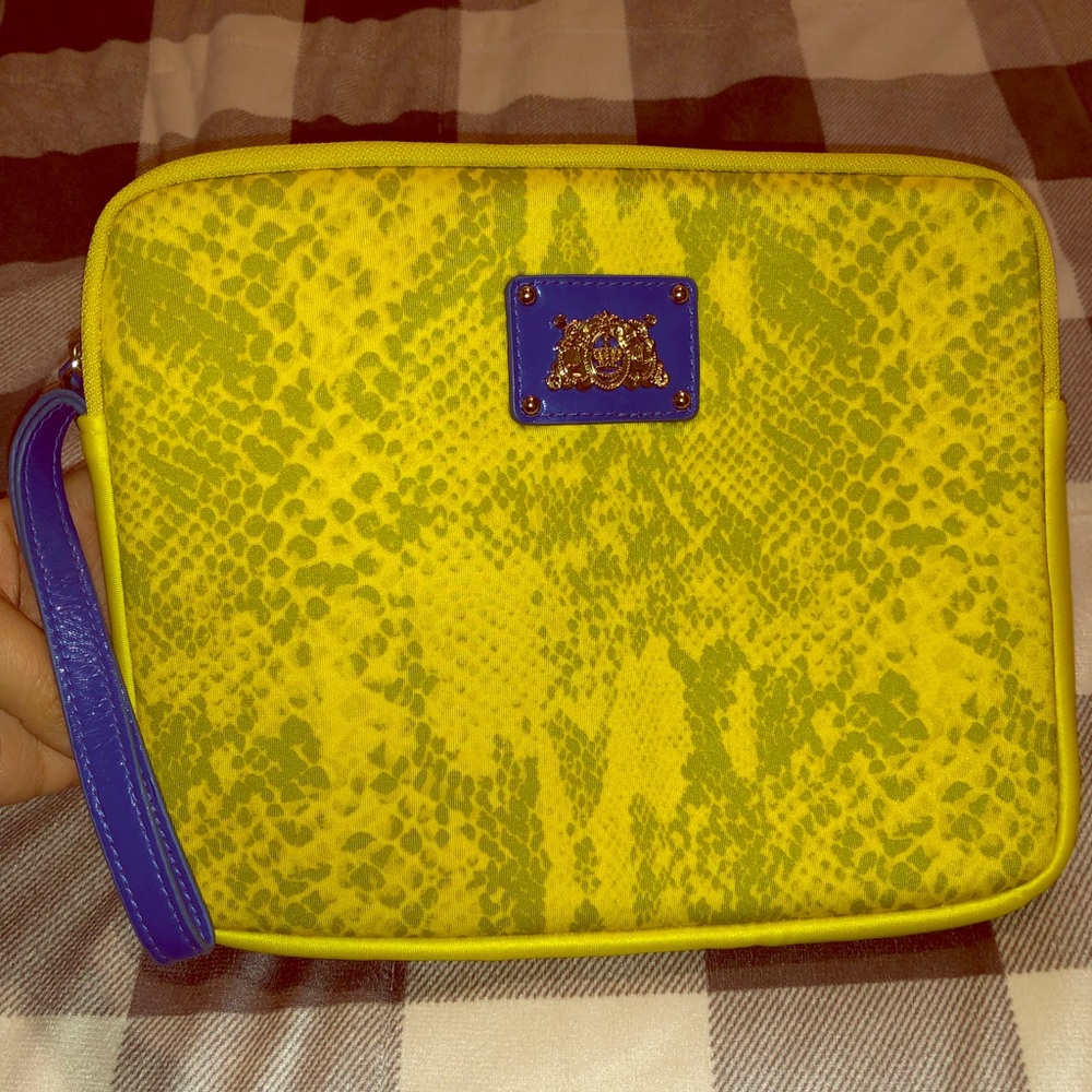 Juicy Couture tablet or iPad Case Sleeve yellow